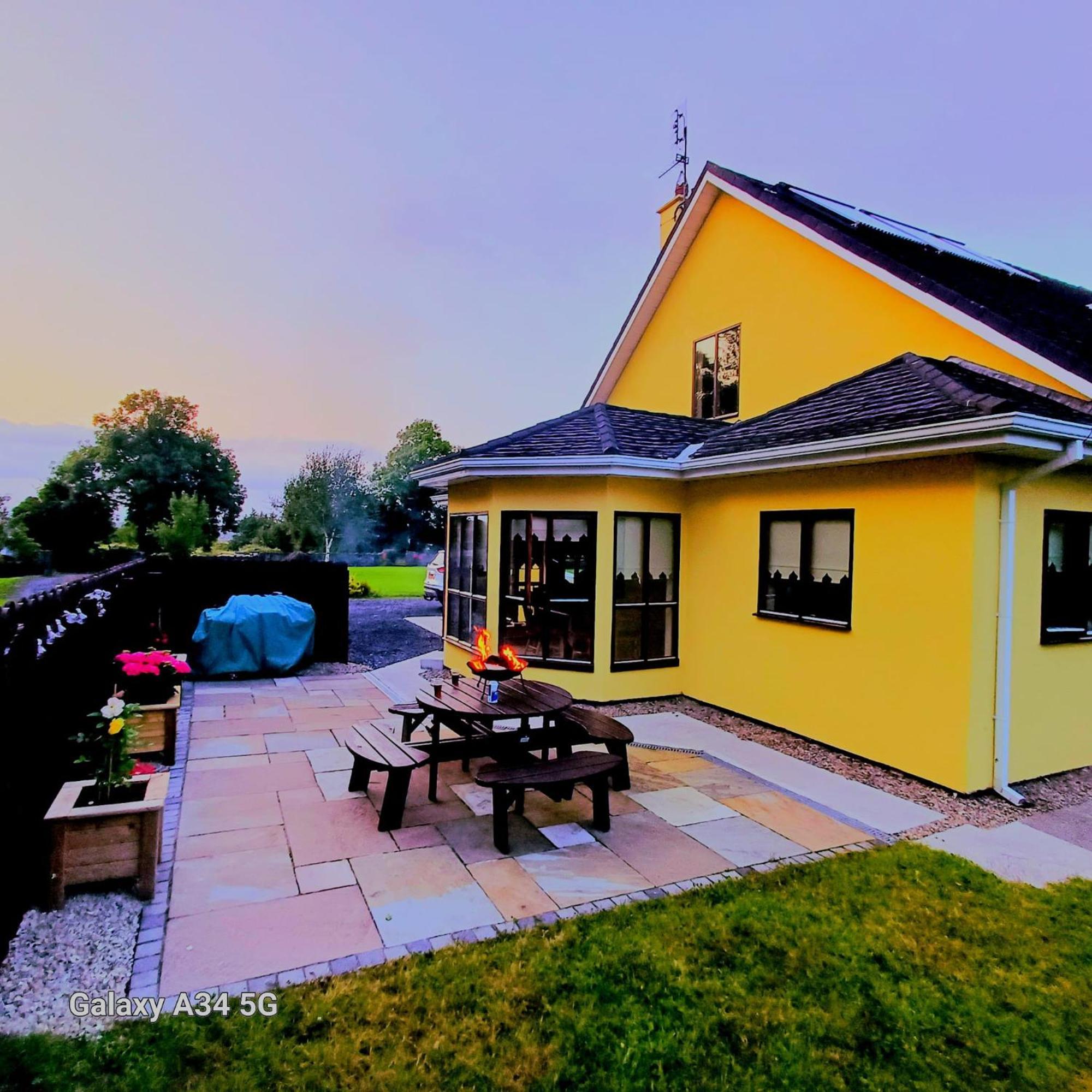 Yellow House 웨스트포트 외부 사진